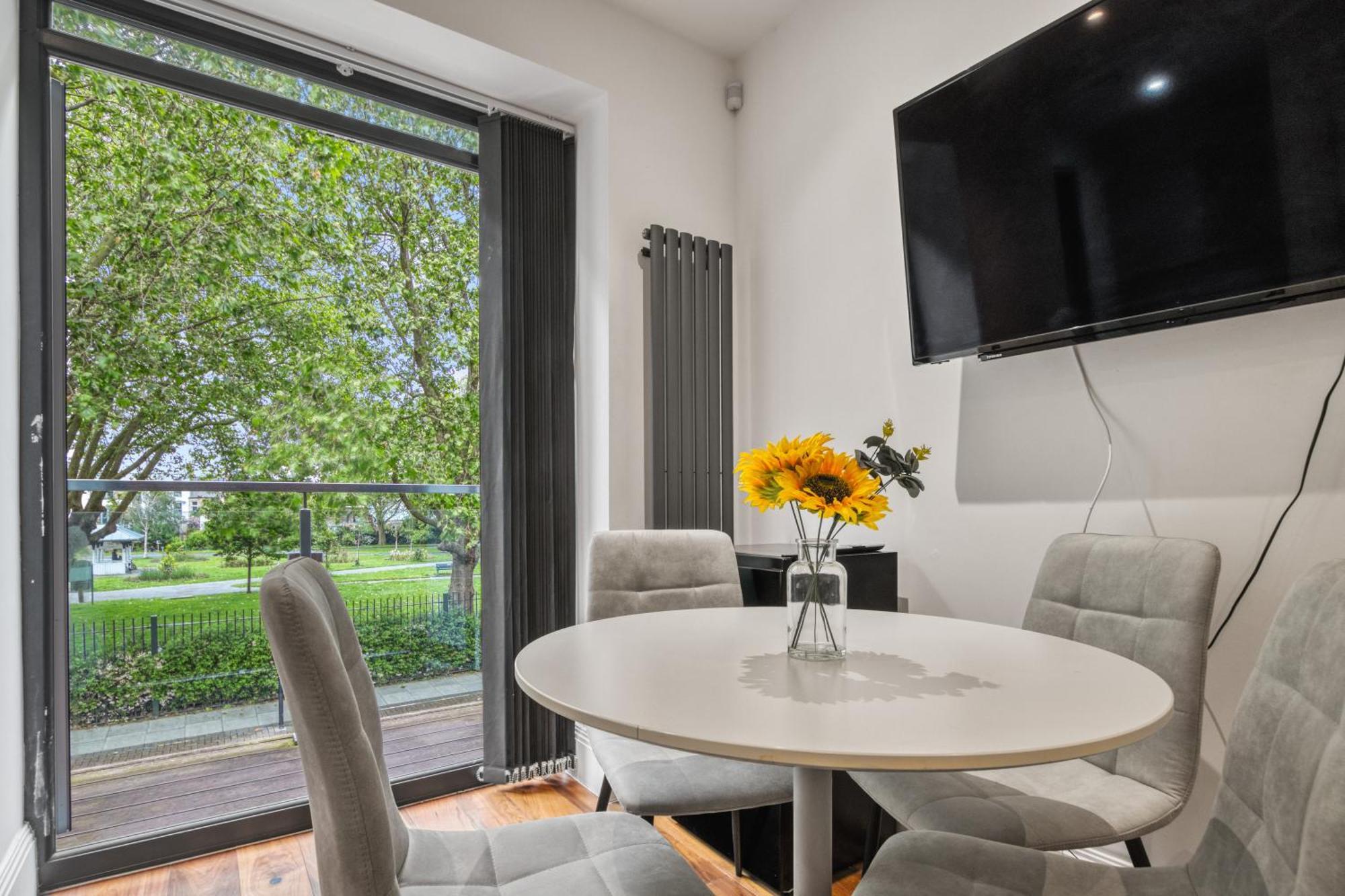 伦敦2 Bed 2 Bath Balcony View Wimbledon Tennis别墅 外观 照片